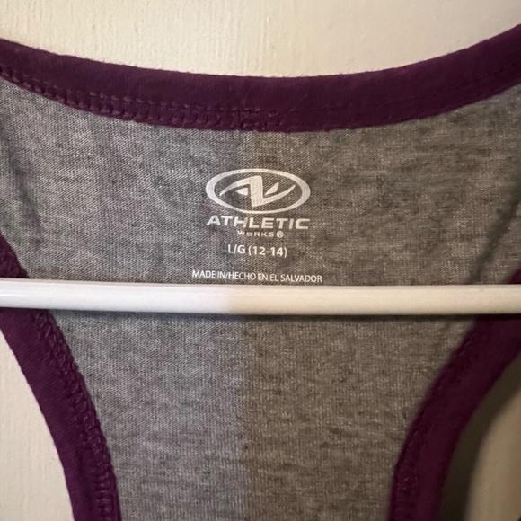 Workout Tank - Picture 3 of 4